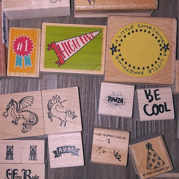 Bundle of 27 random stamps!! 19 are BRAND NEW ! - Picture 5 of 10